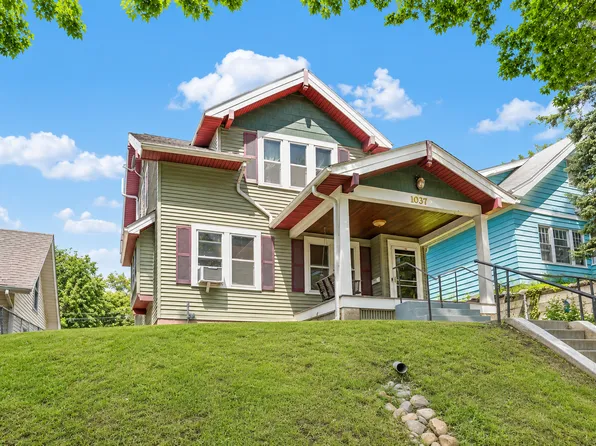 1037 Burr St, Saint Paul, MN 55130