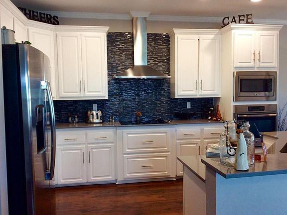 5th image of 4057 White Pine Dr
