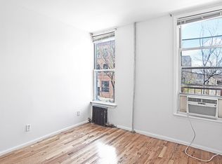 268 Franklin St #2G, Brooklyn, NY 11222