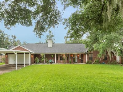 1427 McFadden Rd, Lake Jackson, TX, 77566