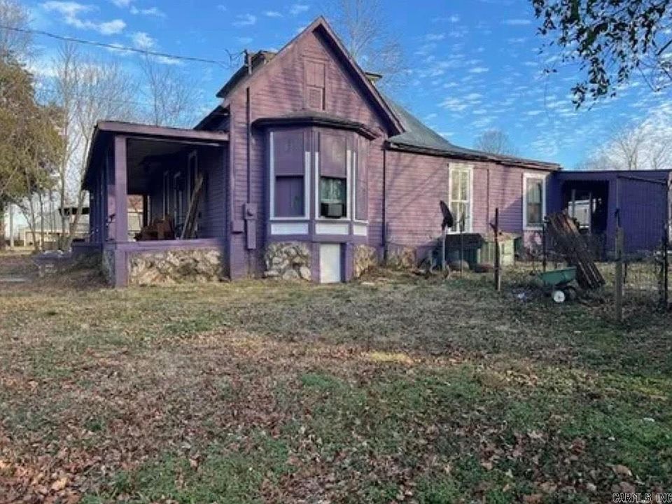 2nd image of 740 Archer Ave