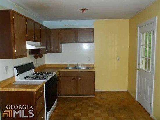 2nd image of 1930 Devore Dr SW