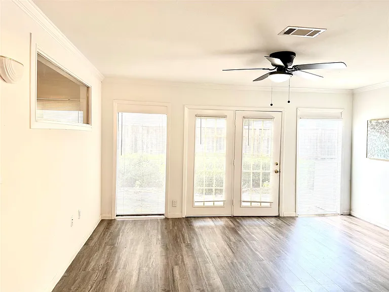 4128 Bissonnet St — Photo 11