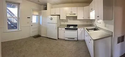 361 S Main St — Photo 5