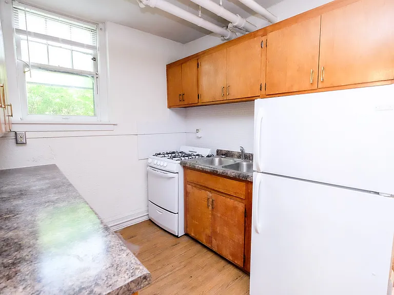 Grand Apartments | 3749 — Photo 16