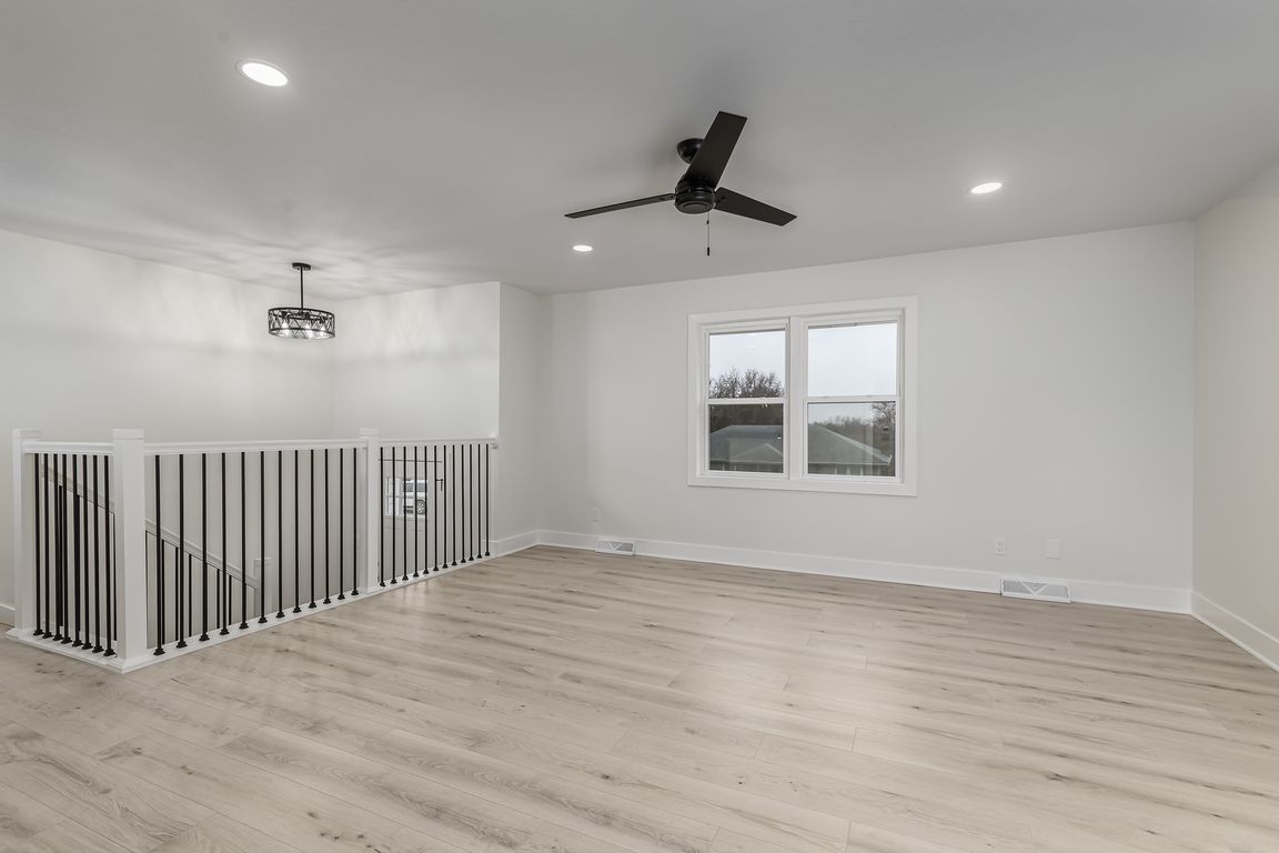 next background image