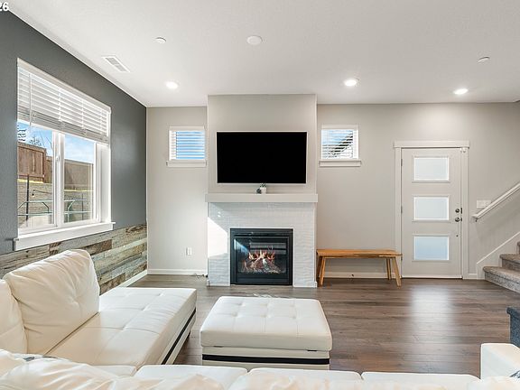2nd image of 2401 S Brookside Pl