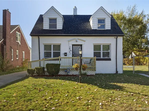 19521 Strasburg St, Detroit, MI 48205