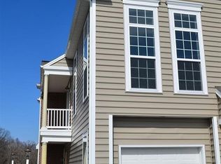 605 Darby Ct, Hummelstown, PA 17036