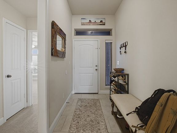 4th image of 9908 Aloe Ct