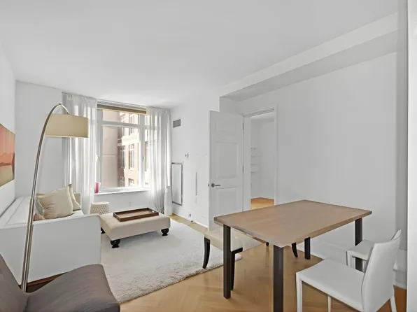 205 East 85th Street image 1 of 15