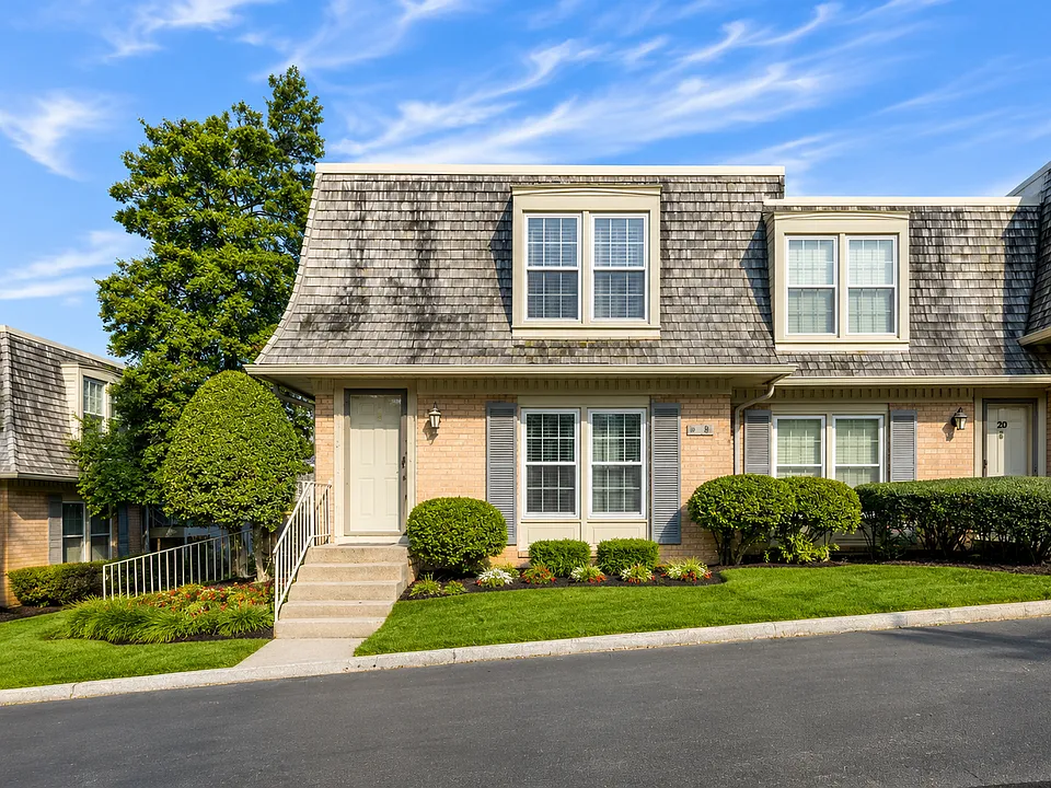 3000 Hillsboro Pike #19