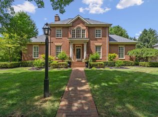 7334 Berkley Sq S, New Albany, OH 43054