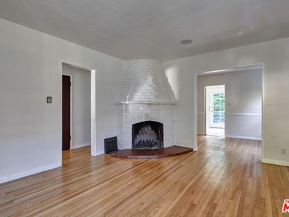 3rd image of 2067 Stanley Hills Dr