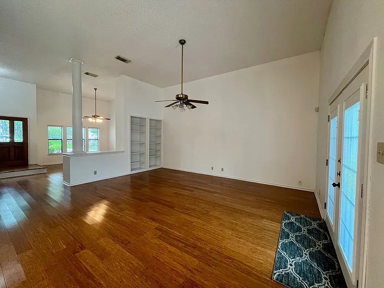 7734 Oakhill Park Dr — Photo 9