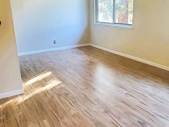 3rd image of 3035 Magliocco Dr APT 10