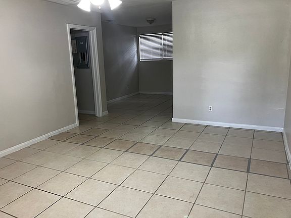 4th image of 3526 Post St #1
