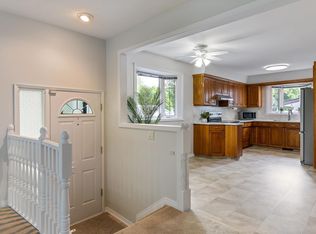 11217 38th St NW, Edmonton, AB T5W2G3