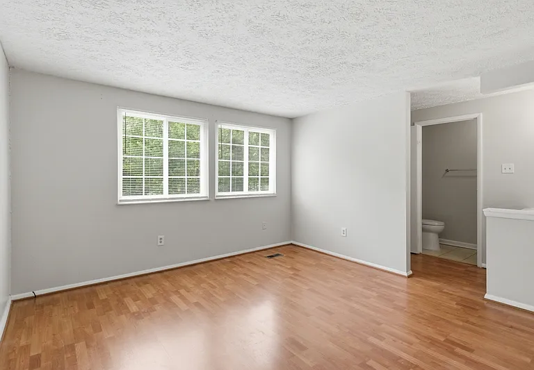 19 Hoban Ct — Photo 7