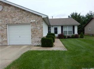 928 Evan Dr, O Fallon, IL 62269