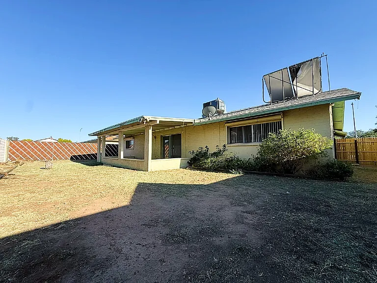 5208 W Calavar Rd — Photo 37