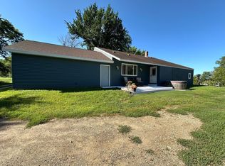 26896 270th St, Worthington, MN 56187