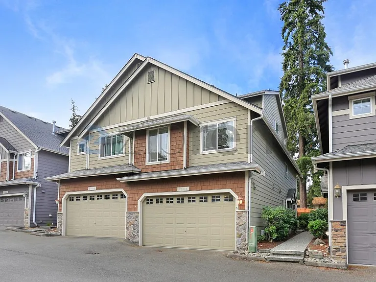 2508 204th Pl SW — Photo 1