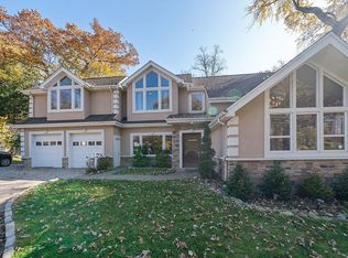 463 Van Emburgh Ave, Ridgewood, NJ 07450