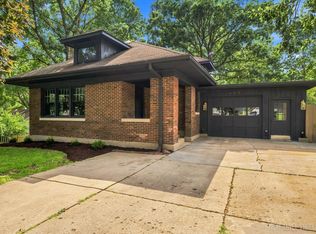 609 S 5th Ave, Saint Charles, IL 60174