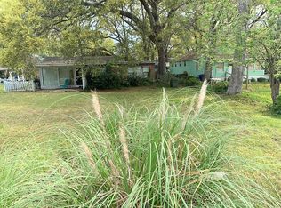 612 4th Ave S, Surfside Beach, SC 29575