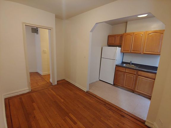 2nd image of 1185 Morris Ave APT 2A