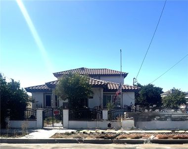 1323 McDonald Ave, Wilmington, CA, 90744