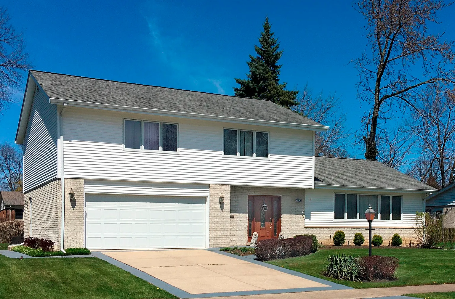 2628 Woodlawn Rd photo 1