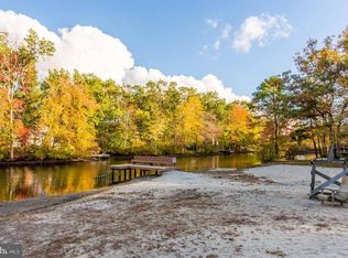 37 Taunton Rd, Medford, NJ 08055