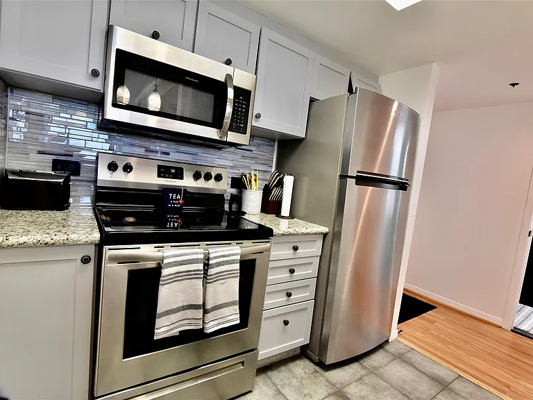 3525 Sage Rd #701 — Photo 11
