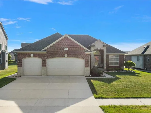 55206 Sarazen Dr, Macomb, MI 48042