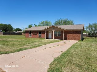 12 Holliday Cir, Holliday, TX 76366