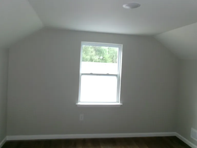 7818 Oakwood Rd — Photo 8