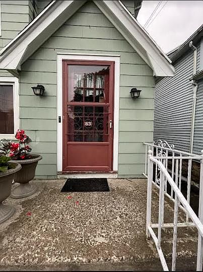 1st image of 63 Carlyle Ave #2
