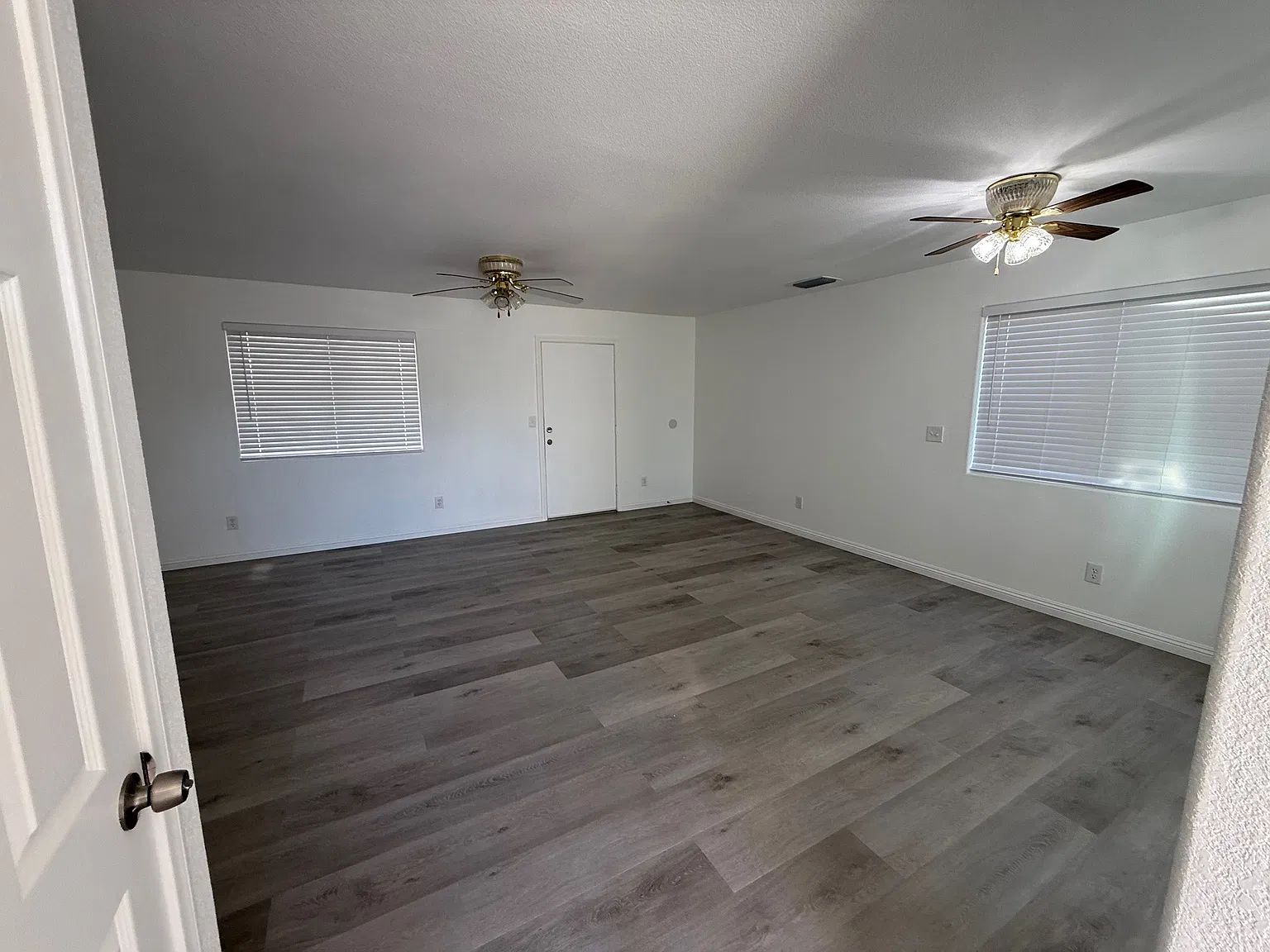 24958 Paseo Robles - 1 — Photo 3