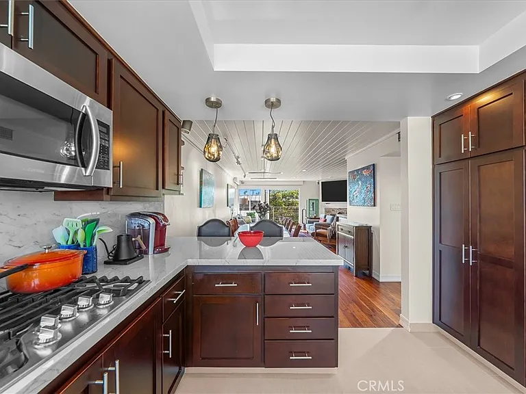 760 Manhattan Beach Blvd #B — Photo 8