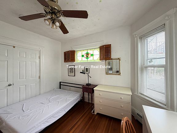 4th image of 102 W Adams St #1F