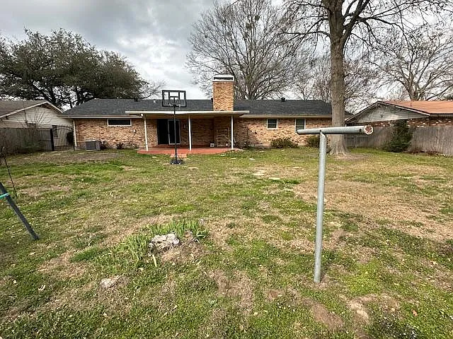 Building Photo - 320 Merrell Dr