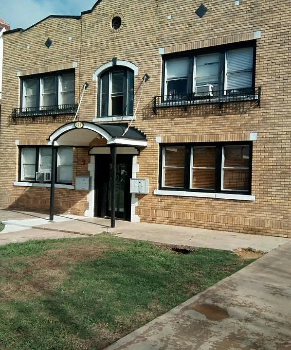 425 NW 26th St