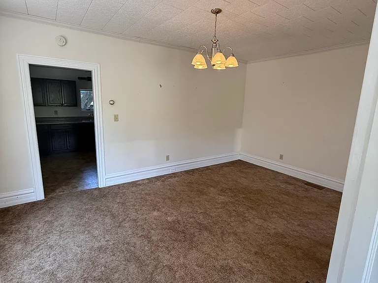 444 Pifer St — Photo 9