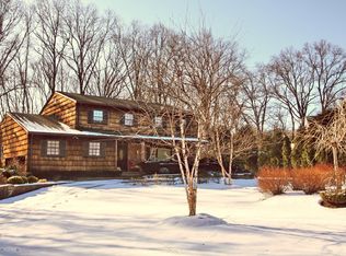 12 Croyden Ln, New City, NY 10956