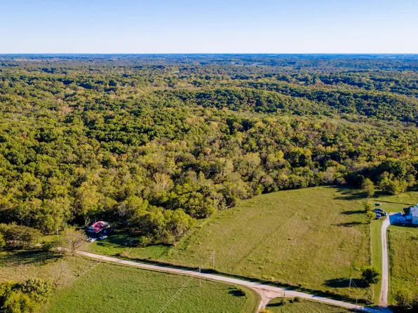 000 E Dade 36, Greenfield, MO 65661