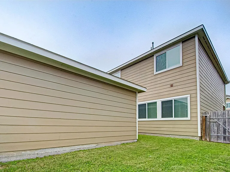 1735 Nichole Woods Dr — Photo 20