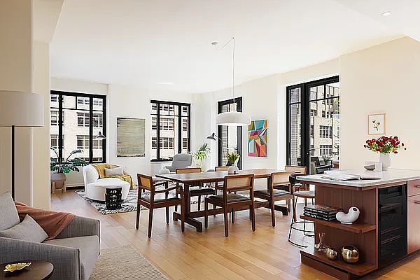 1st image of 110 Charlton St APT 21C