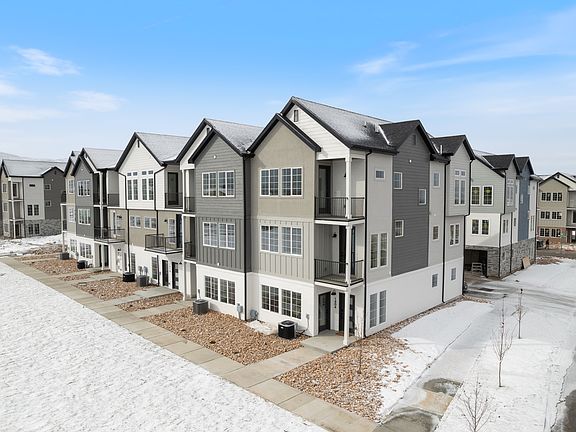 5th image of 1858 S Sawmill Blvd #509